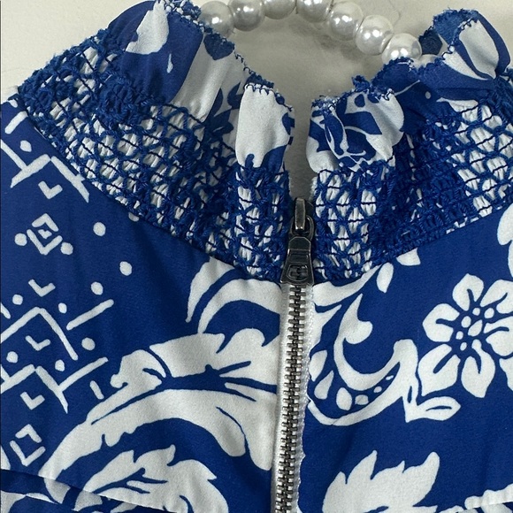 Alice & Olivia Blue & White Floral Karisse Mock Neck Mini Dress 4 - Picture 7 of 12